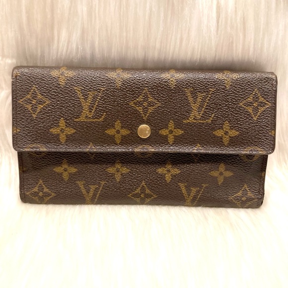 Louis Vuitton Handbags - Authentic Louis Vuitton Sarah Wallet  7.7s MI 0992